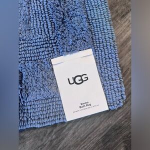 Blue Bath Rug (1)